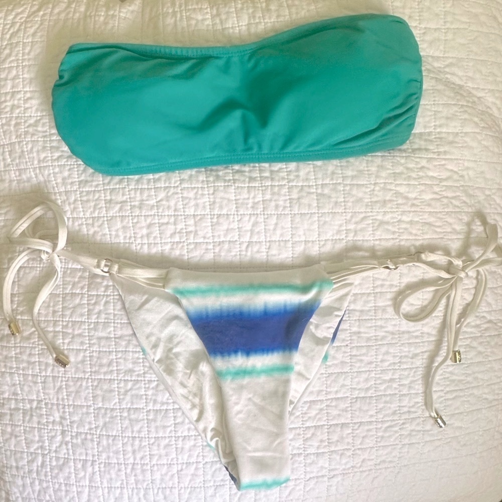Beach Bunny bikini bottoms